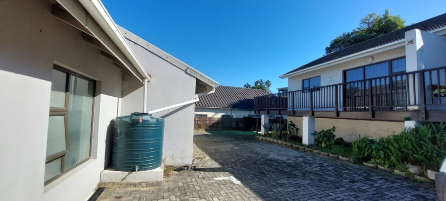 2 Bedroom Property for Sale in East Bank Eastern Cape